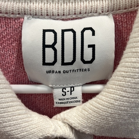 Urban Outfitters BDG Pink Sweater - Picture 4 of 4